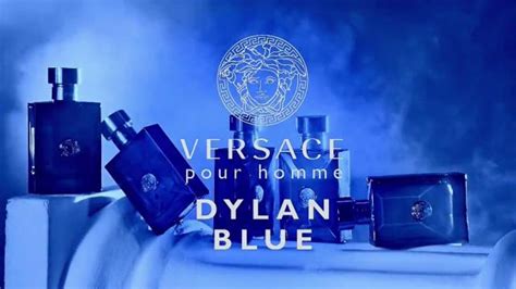 Versace Dylan Blue TV Spot, 'Pour Homme' Featuring Gigi 